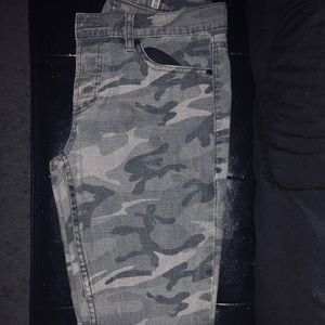 XXX Rude/Royal Bones Hot Topic Skinny Jeans 32X32